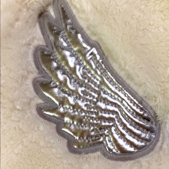 Creamy faux fur unicorn hoodie/coat w/silver wings - Picture 9 of 16